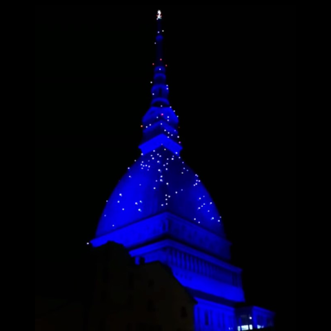 mole-antonelliana-torino-illuminazione-natalizia